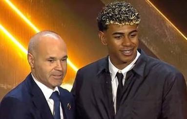 3选1，恩里克决定不续约！英超三豪门见曙光，巴