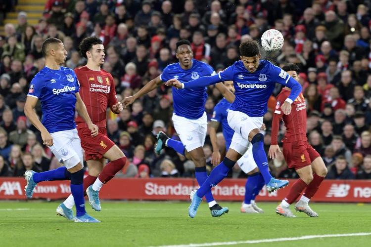 二周年涅槃，《以闪亮之名》周年庆的革新与突破真的让人泪目