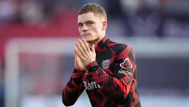 为什么现场计分牌要显示球的水平位移