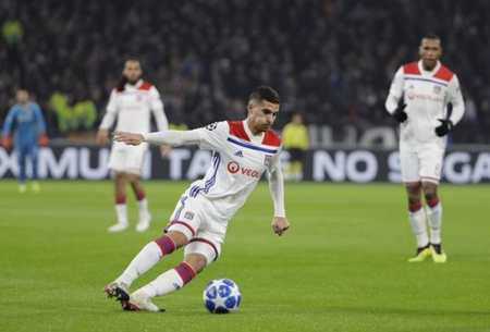 赛季中的逐 赛季中的逐