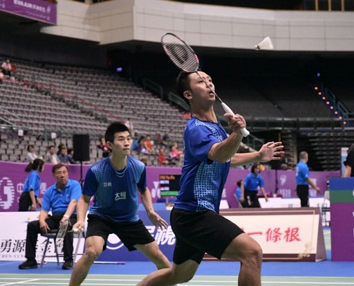 他在场上的 他在场上的