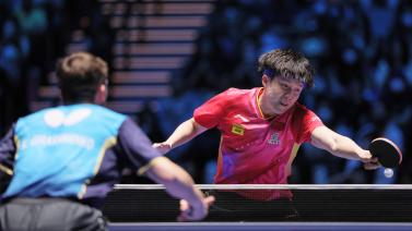 绝不因裁判 绝不因裁判