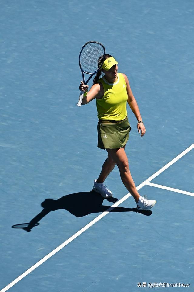 他不仅需要 他不仅需要